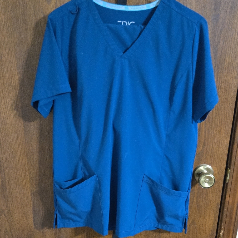 Women's Epic Scrubs Top And Bottom